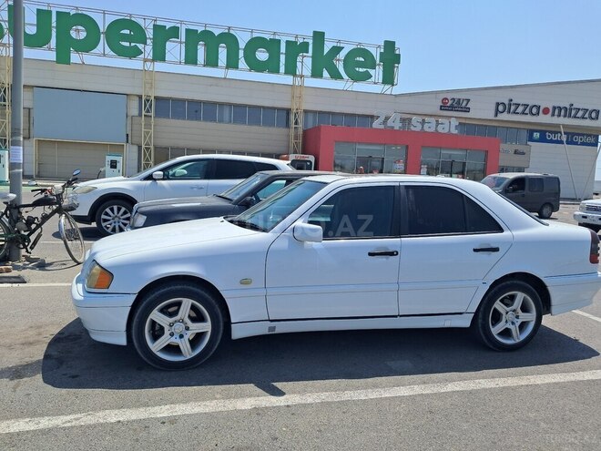 Mercedes C 200 1998, 280,000 km - 2.0 л - Bakı