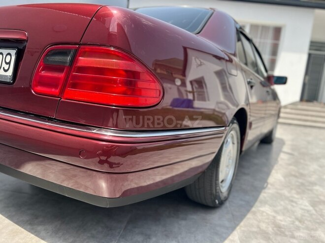 Mercedes E 200 1999, 382,000 km - 2.0 л - Gəncə