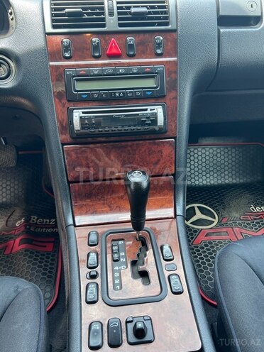 Mercedes E 200 1999, 382,000 km - 2.0 л - Gəncə