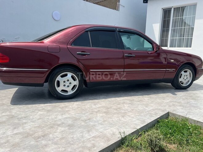Mercedes E 200 1999, 382,000 km - 2.0 л - Gəncə