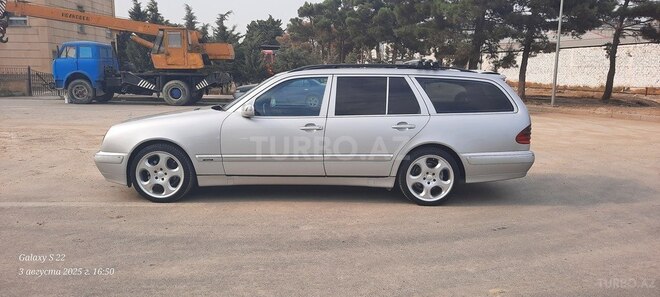 Mercedes E 240 2001, 480,000 km - 2.6 l - Bakı