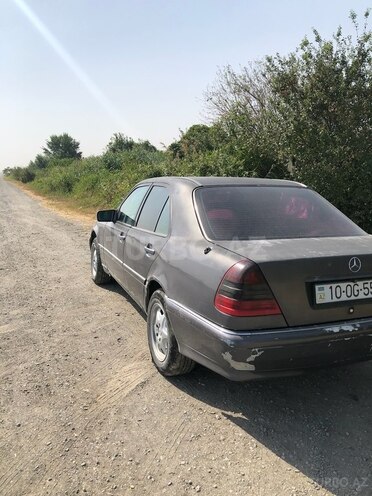 Mercedes C 220 1996, 456,000 km - 2.2 л - Bakı