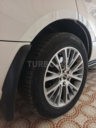 Land Rover Range Rover 2010, 148,000 km - 5.0 л - Samux