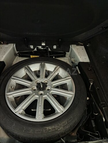 Land Rover Range Rover 2010, 148,000 km - 5.0 л - Samux