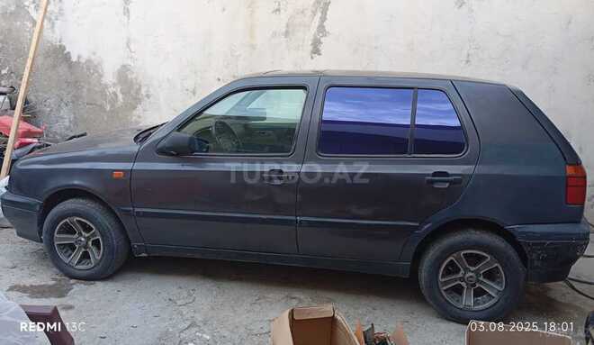 Volkswagen Golf 1995, 300,000 km - 1.8 l - Bakı