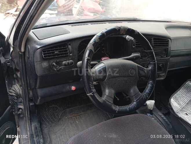 Volkswagen Golf 1995, 300,000 km - 1.8 l - Bakı