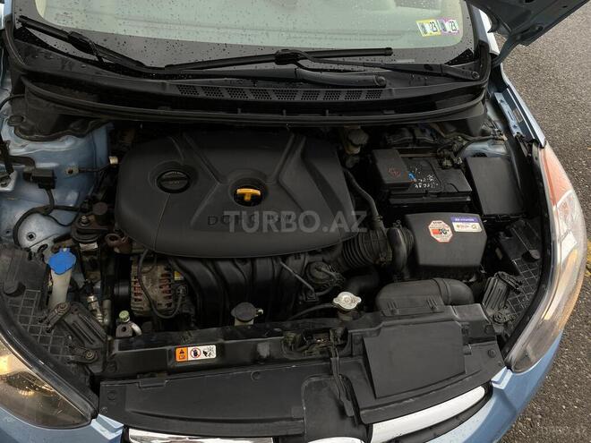 Hyundai Elantra 2012, 132,000 km - 1.8 l - Qəbələ