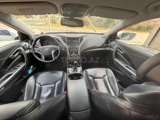 Hyundai Grandeur 2015, 219,000 km - 2.4 л - Quba