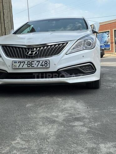 Hyundai Grandeur 2015, 219,000 km - 2.4 л - Quba