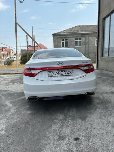 Hyundai Grandeur 2015, 219,000 km - 2.4 л - Quba