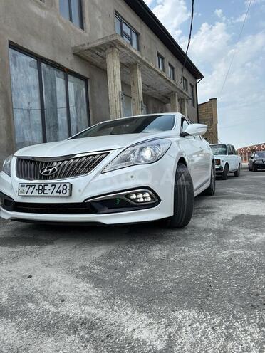 Hyundai Grandeur 2015, 219,000 km - 2.4 л - Quba
