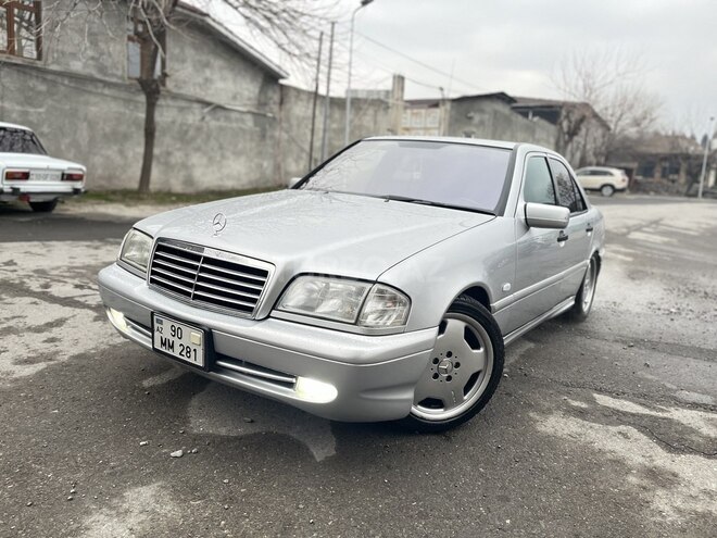 Mercedes C 240 2000, 356,000 km - 2.4 l - Şəki