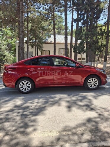 Hyundai Accent 2019, 109,680 km - 1.6 l - Sumqayıt
