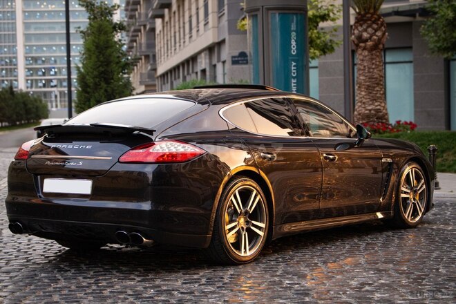 Porsche Panamera Turbo S 2011, 110,000 km - 4.8 l - Bakı