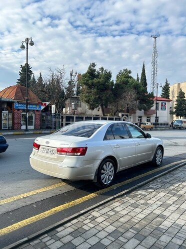 Hyundai Sonata-19