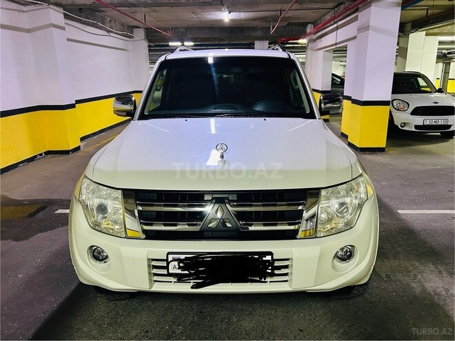 Mitsubishi Pajero 2015, 128,000 km - 3.0 л - Bakı