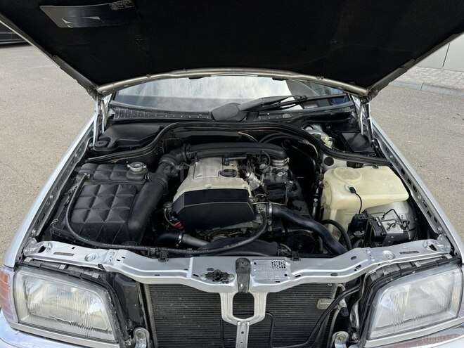 Mercedes C 230 1998, 196,000 km - 2.3 л - Saatlı