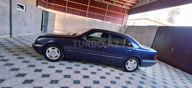 Mercedes E 220 2001, 420,000 km - 2.2 l - Şirvan