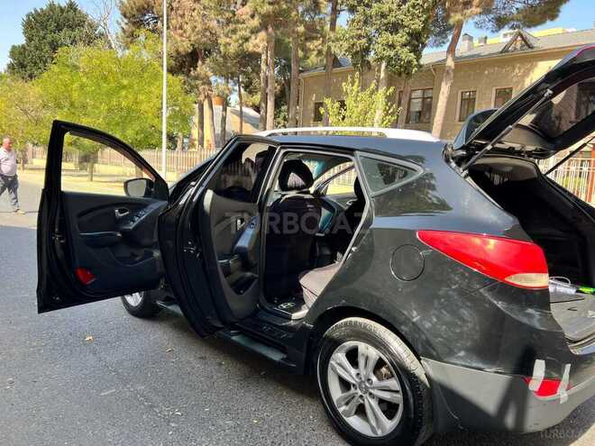 Hyundai ix35 2013, 110,000 km - 2.0 л - Bakı