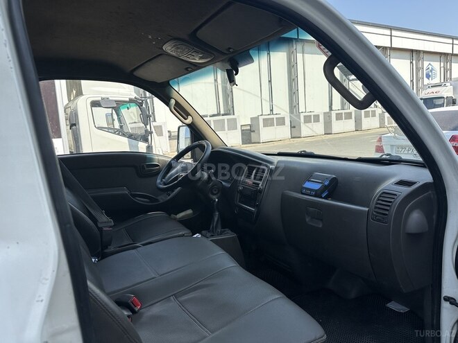 Hyundai H 100 2011, 253,000 km - 2.6 l - Bakı
