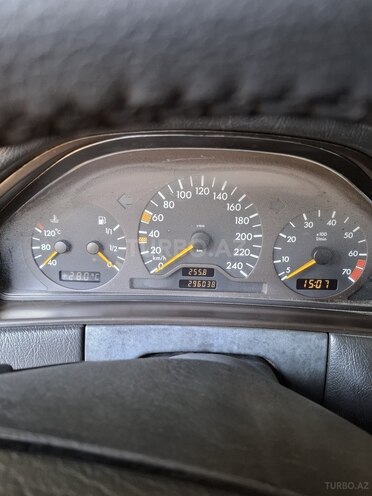 Mercedes E 200 1997, 296,000 km - 2.0 l - Sabirabad