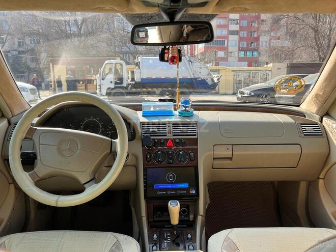 Mercedes C 230 1998, 267,000 km - 2.3 л - Bakı
