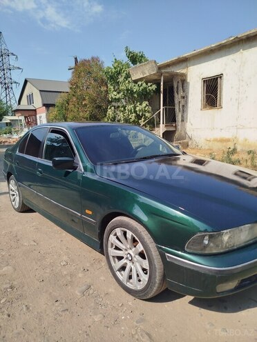 BMW 520 1996, 300,000 km - 2.0 l - Masallı