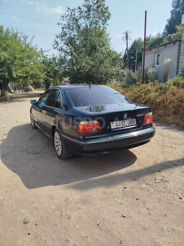 BMW 520 1996, 300,000 km - 2.0 l - Masallı