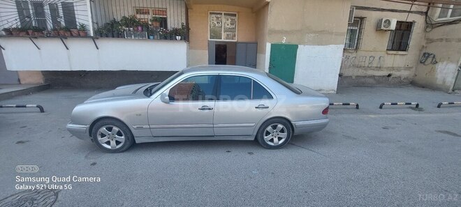 Mercedes E 230 1996, 372,900 km - 2.3 l - Bakı