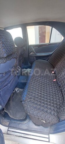 Mercedes E 230 1996, 372,900 km - 2.3 l - Bakı