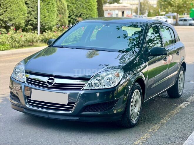 Opel Astra 2009, 228,000 km - 1.4 l - Gəncə
