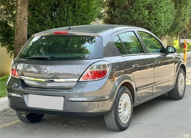 Opel Astra 2009, 228,000 km - 1.4 l - Gəncə