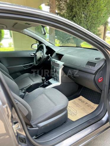 Opel Astra 2009, 228,000 km - 1.4 l - Gəncə