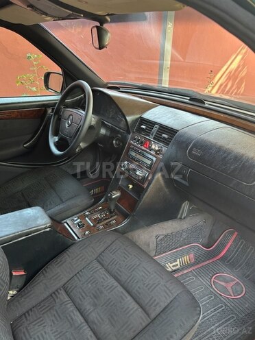 Mercedes C 220 d 1999, 340,000 km - 2.2 l - Sumqayıt