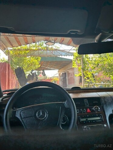 Mercedes C 220 d 1999, 340,000 km - 2.2 l - Sumqayıt
