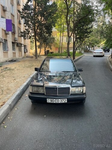 Mercedes 190 1993, 342,728 km - 2.0 л - Bakı