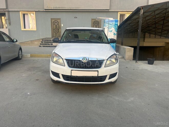 Skoda Fabia 2013, 337,000 km - 1.2 l - Bakı
