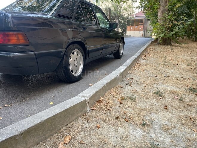 Mercedes 190 1993, 342,728 km - 2.0 л - Bakı