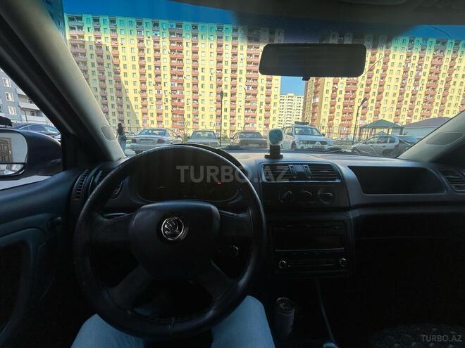 Skoda Fabia 2013, 337,000 km - 1.2 l - Bakı