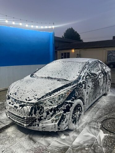 Hyundai Elantra 2015, 280,026 km - 1.8 l - Masallı