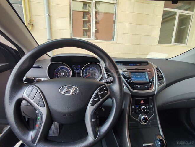 Hyundai Elantra 2015, 129,552 km - 1.8 л - Bakı