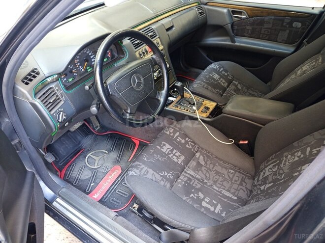 Mercedes E 200 1997, 228,000 km - 2.0 l - Bakı