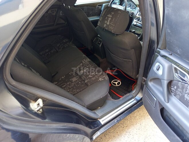 Mercedes E 200 1997, 228,000 km - 2.0 l - Bakı