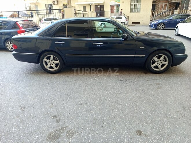 Mercedes E 200 1997, 228,000 km - 2.0 l - Bakı