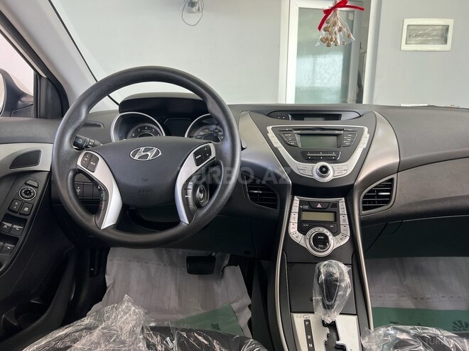 Hyundai Elantra 2011, 205,000 km - 1.6 l - Bakı