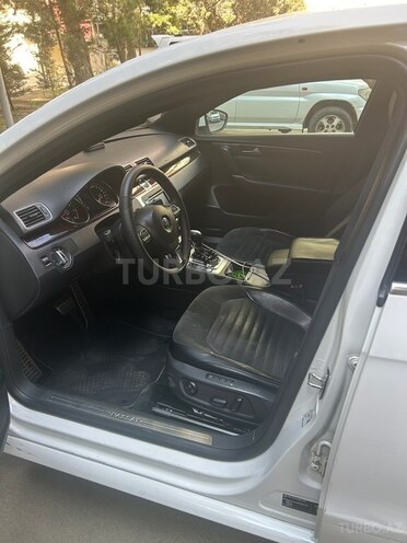 Volkswagen Passat 2011, 203,127 km - 1.8 l - Bakı