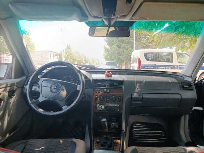Mercedes C 180 1995, 350,000 km - 1.8 л - Qax