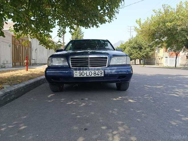Mercedes C 180 1995, 350,000 km - 1.8 л - Qax