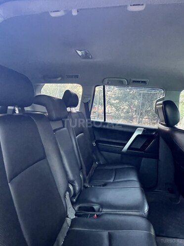 Toyota Land Cruiser Prado 2010, 226,000 km - 2.7 л - Bakı