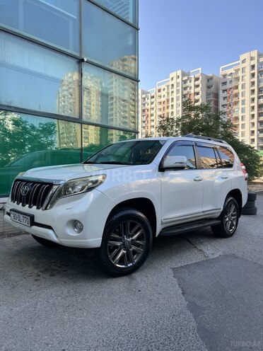 Toyota Land Cruiser Prado 2010, 226,000 km - 2.7 л - Bakı